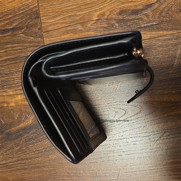 Wallet - Picture 5 of 5